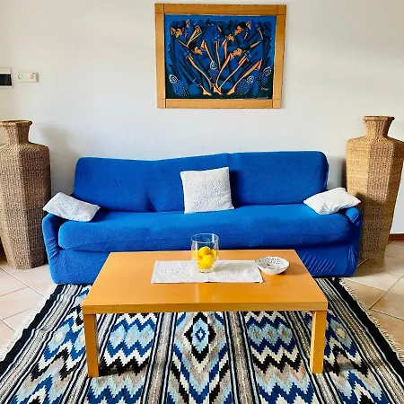 La Casa Blu Holiday home *