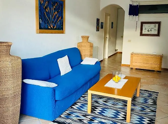 La Casa Blu Дом отдыха Сан-Панталео